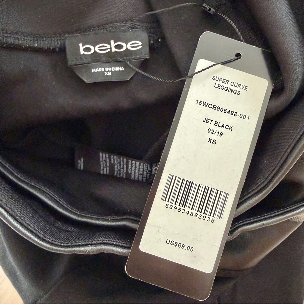 🖤 Bebe Super Curve Black Faux Leather Crossover V-Waistband Leggings - Picture 14 of 15